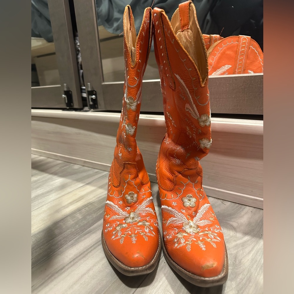 Durango Orange Embroidered Cowboy Boots